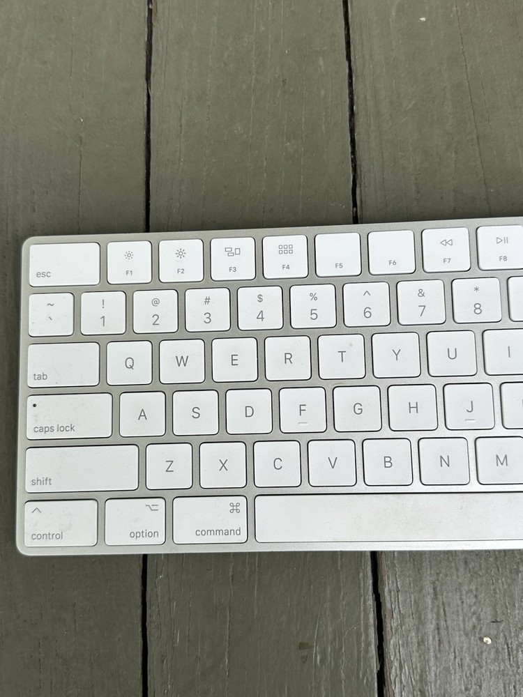 Apple A1843 Magic Keyboard with Numeric Keypad + Magic Mouse A1296
