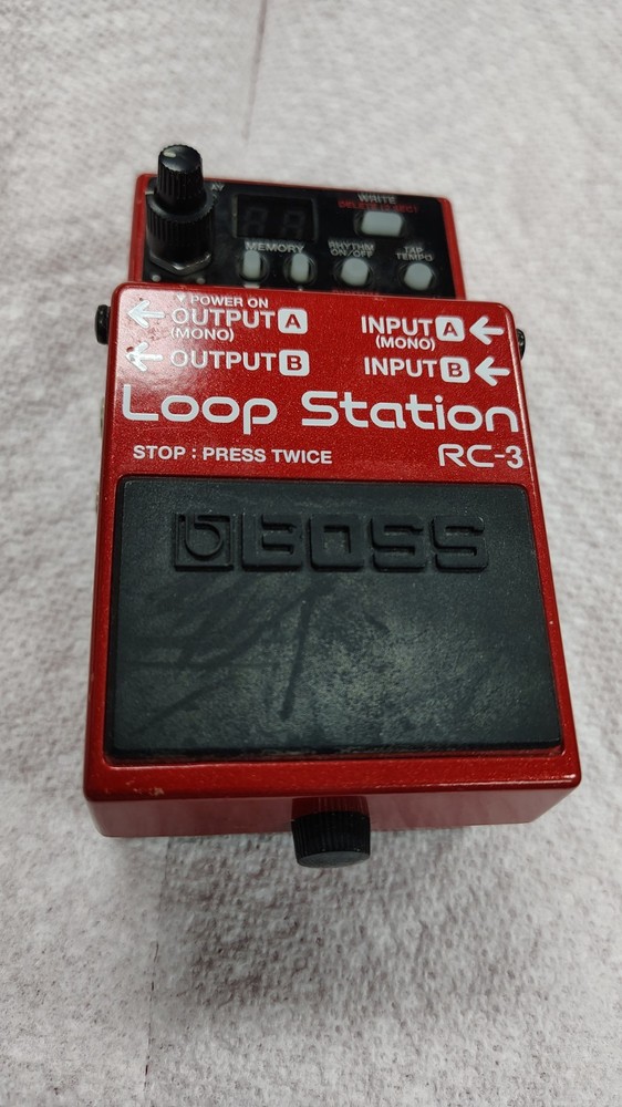 BOSS RC-3 LOOPER EFFECTS PEDAL