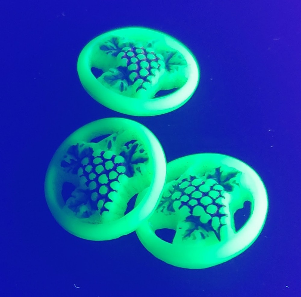 One Uranium Glass Pictorial Pierced Openwork Grapes Button Glows