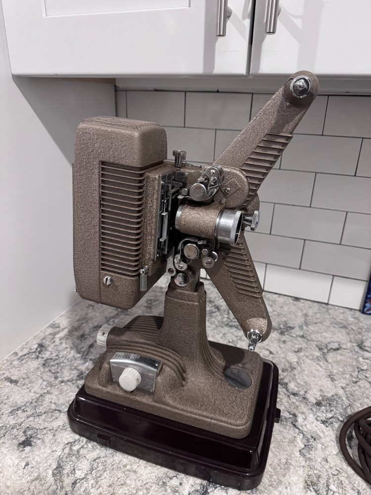 Revere Model 48 Projector 16mm