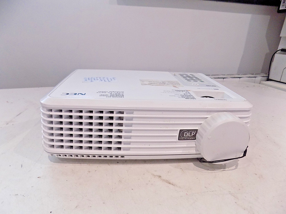 Nec NP100 DLP Projector White Includes Remote Genuine Tested Working
