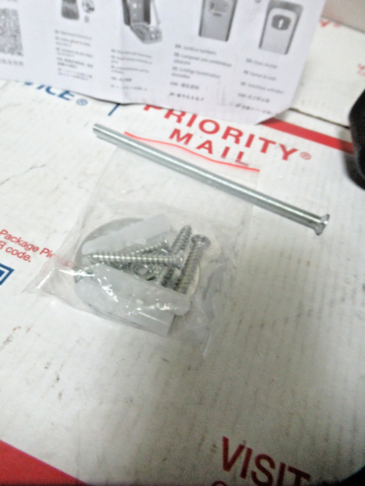 4-Digit Combination Lock Key LOCK Box