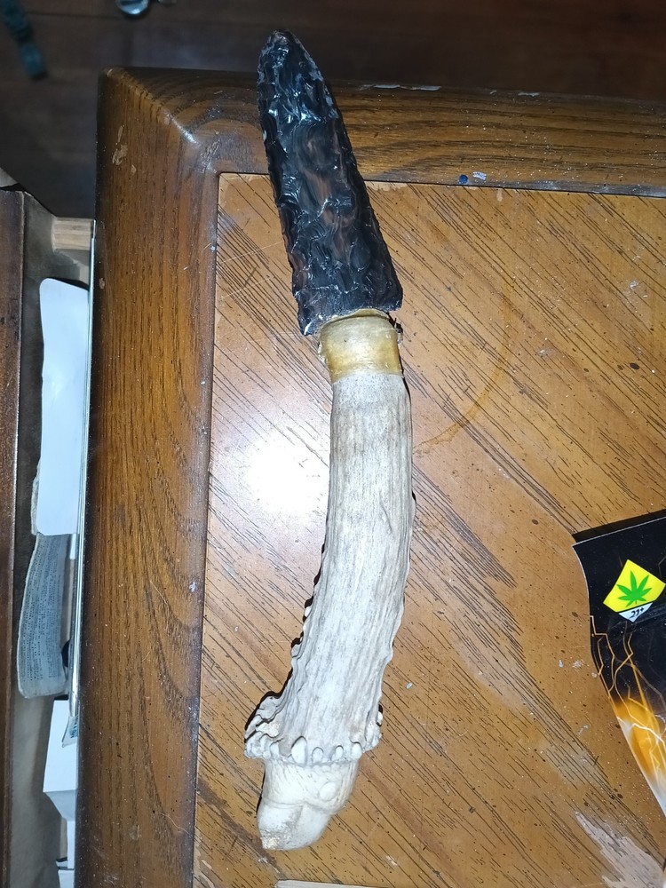 Obsidian Knife