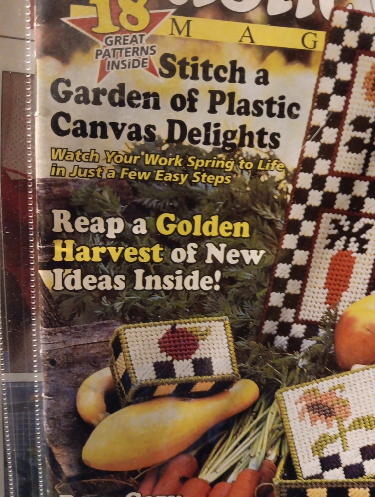 Plastic Canvas Magazine Number 46 18 Projects