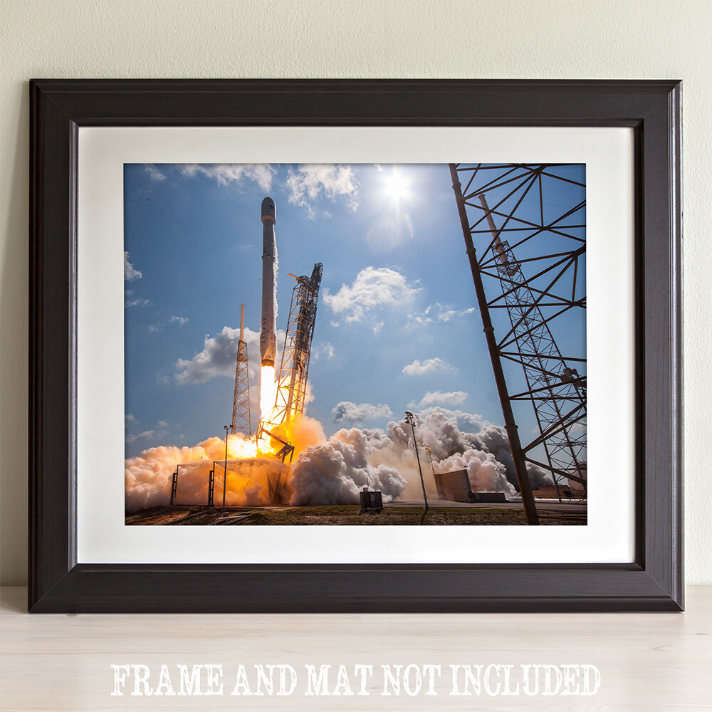 SpaceX Eutelsat-ABS Launch - 11x14 Unframed Print - Makes a Great Gift Under $15