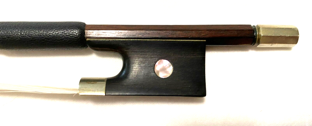 An old 4 /4 German violin bow