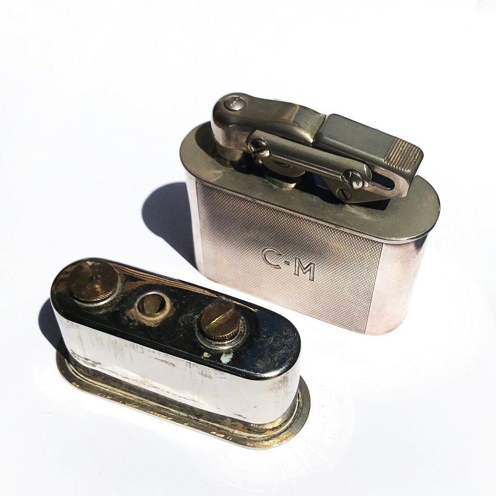 Karl Weiden Table Lighter Great working Condition, Engine Turned Silver