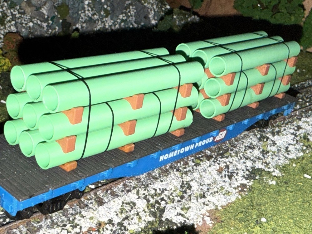 1:87 Ho Scale 20ft Green Pipe Load/decor - Tall Stack (2.75in Long)