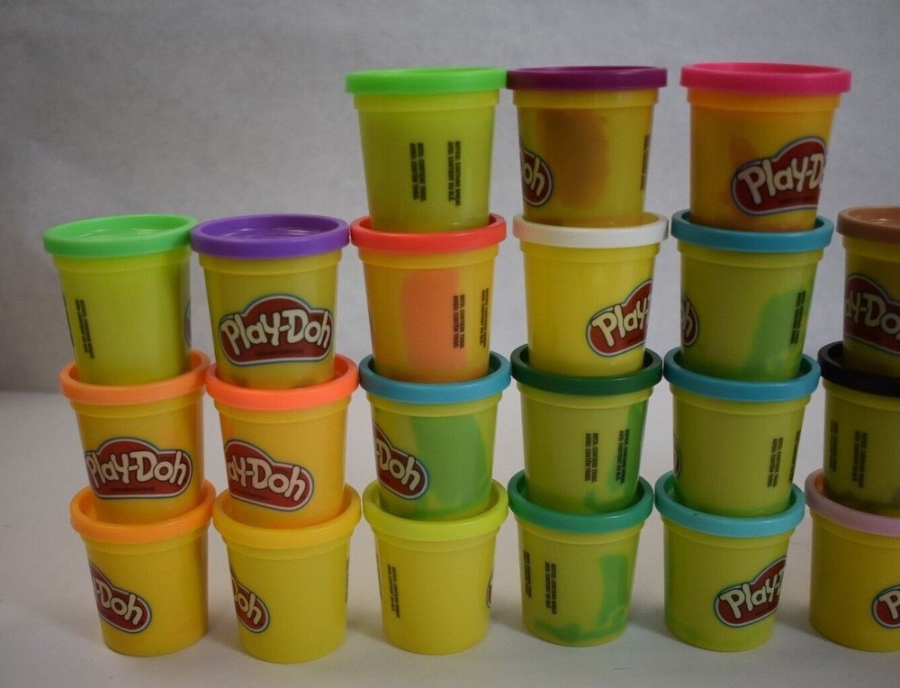 Play-Doh Modeling Compound Assorted Colors Non-Toxic 24 Pack Case