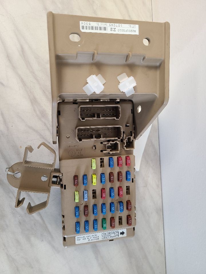 Fuse Box Cabin Fits 2011 Forester 576835