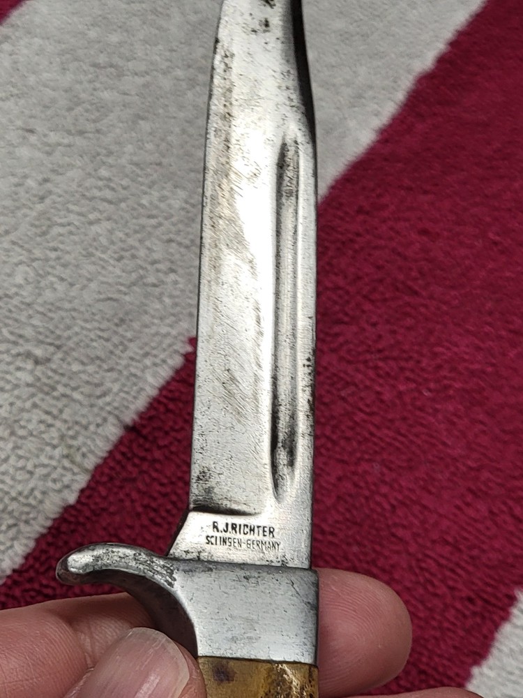 R. J. Richter Knife