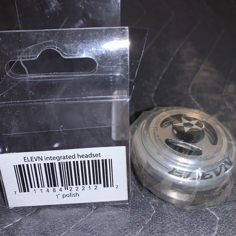 Elevn Integrated Headset 1” SILVER