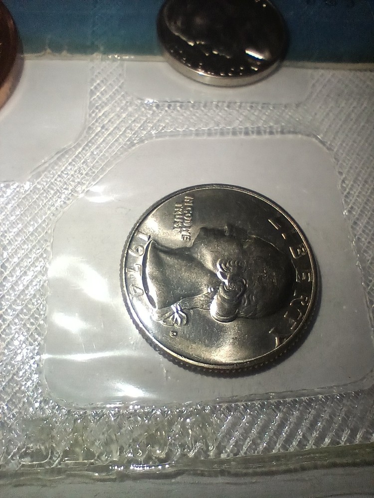 1974 DENVER SOUVENIR MINT SET !