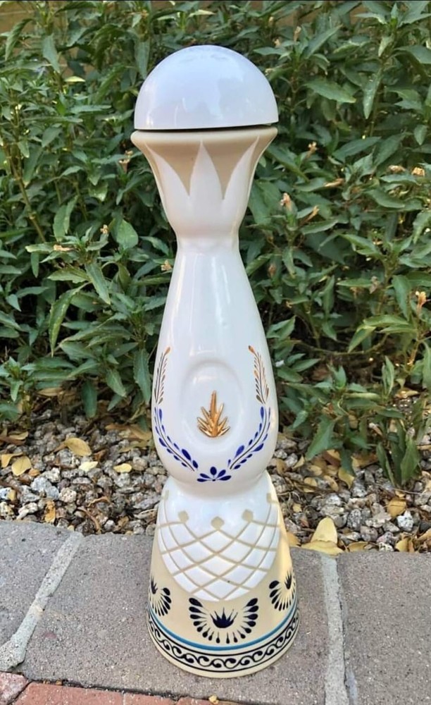 1 Empty Clase Azul Añejo 750 ML, Tequila Signed Bottle