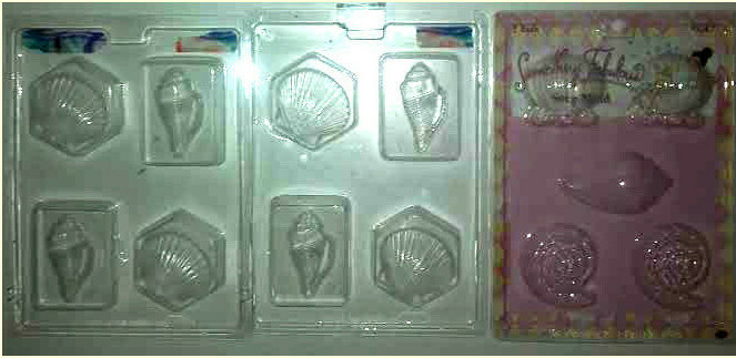 Soap Molds 3 Reusable Clear Sturdy Plastic Shell Soap Molds