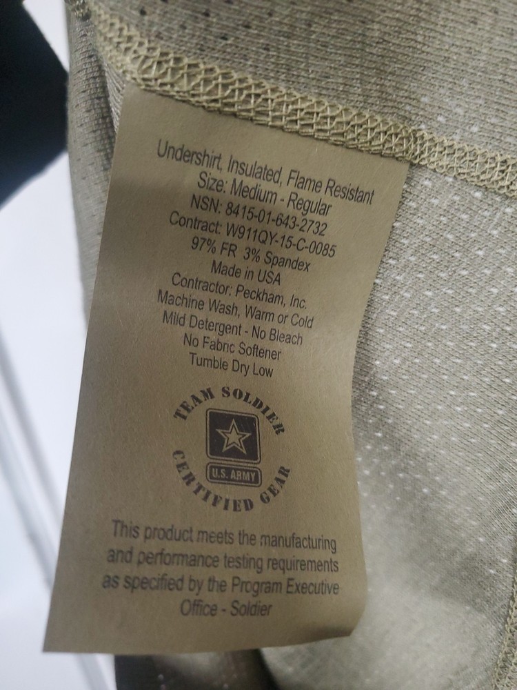 US Army Insulated Nomex Flame Resist Base Layer Top Medium Regular Undershirt