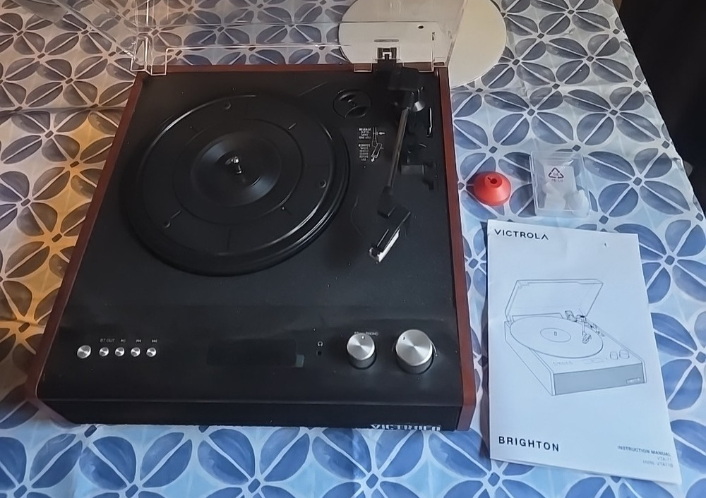 Victrola VTA 71 Bluetooth LP Player/ Record Player