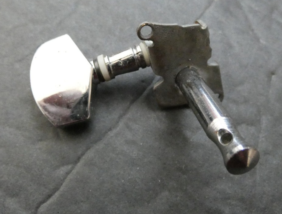 VINTAGE SINGLE GUITAR TUNER UNKNOWN