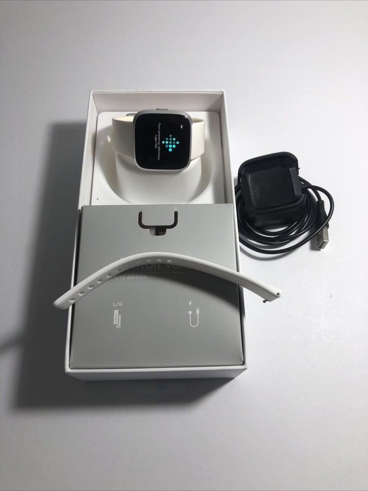 Fitbit Versa Lite , FB415SRWT Fitness Smartwatch Activity Tracker, White Used