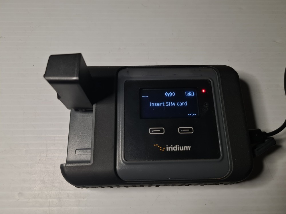 Iridium Go! Satellite Wifi Hotspot 2014 With Case & Accessories