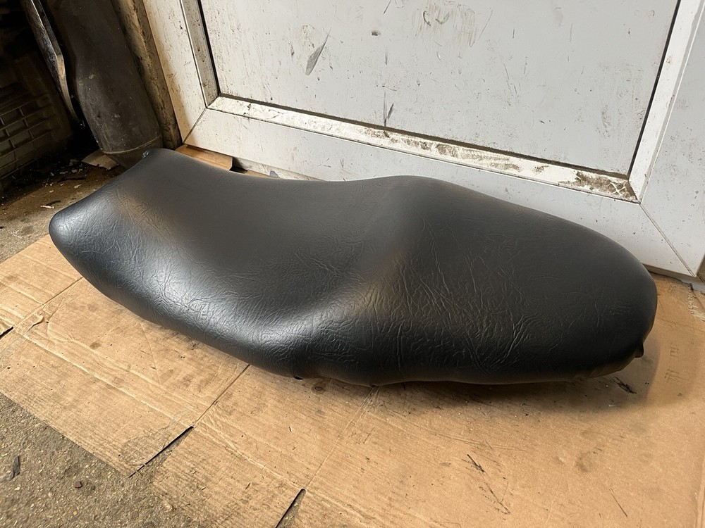 Kawasaki Er6 Seat From A 2011 Model