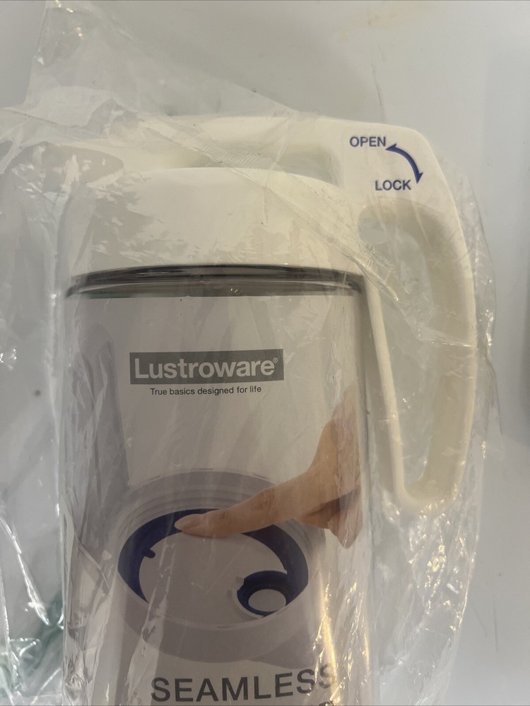 Lustroware Seamless Pitcher 2.2