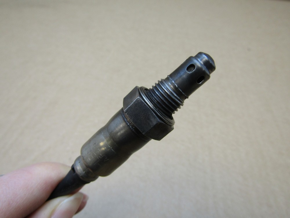 Piaggio Vespa GTS 300 2022 1,230 miles lambda sensor (15643)