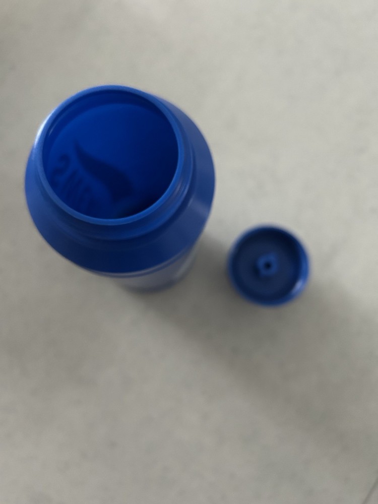 Pocari Sweat 700ml / 23.7oz