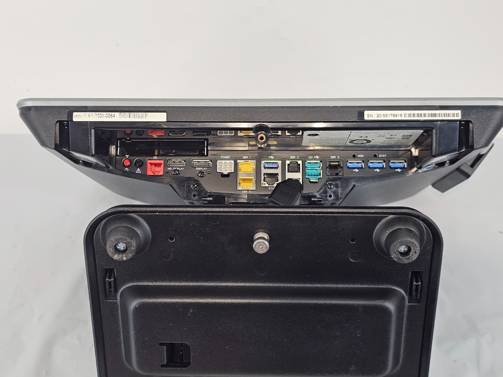 NCR 7761-8450-0000 TouchScreen POS System