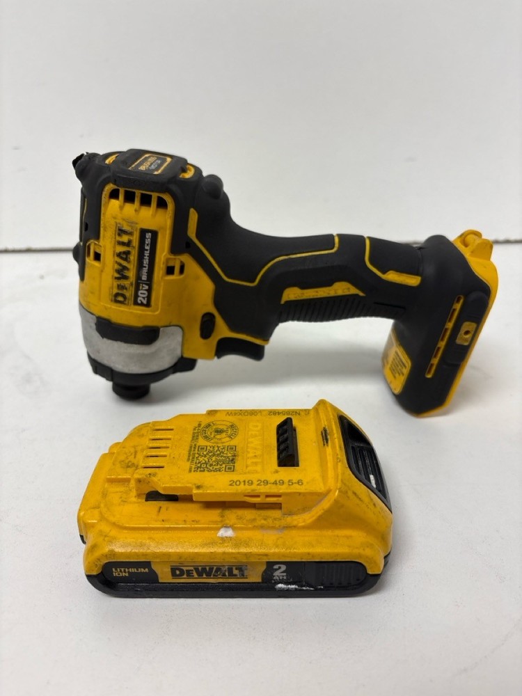 1/4" DEWALT IMPACT W/BATT (P08034015)