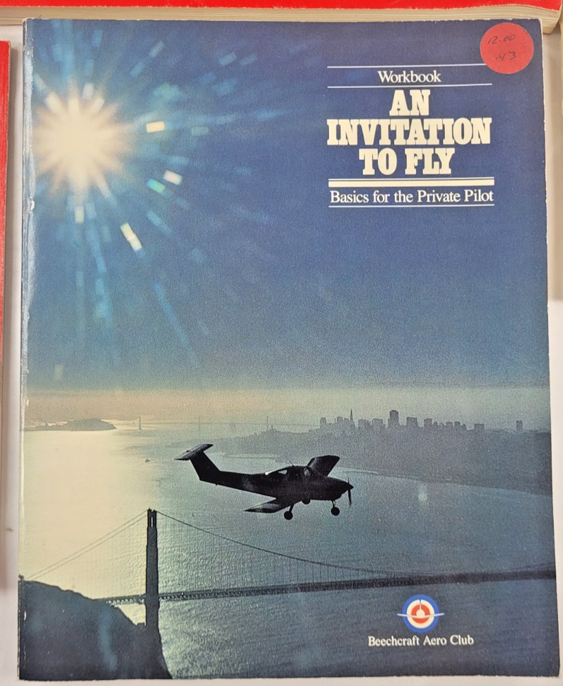 1981 Cessna/Beechcraft Integrated Flight Training System Pilot books W/Red Pouch