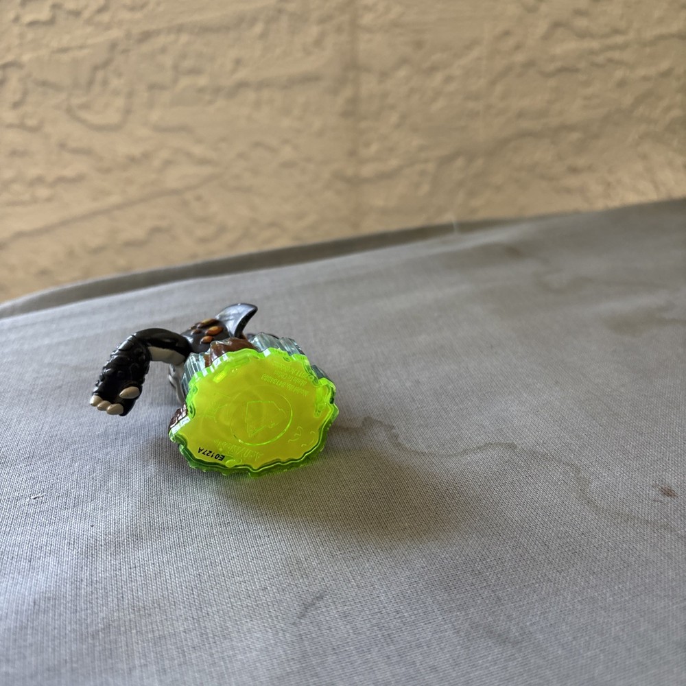 Skylanders Series 1 Sidekick Terrabite