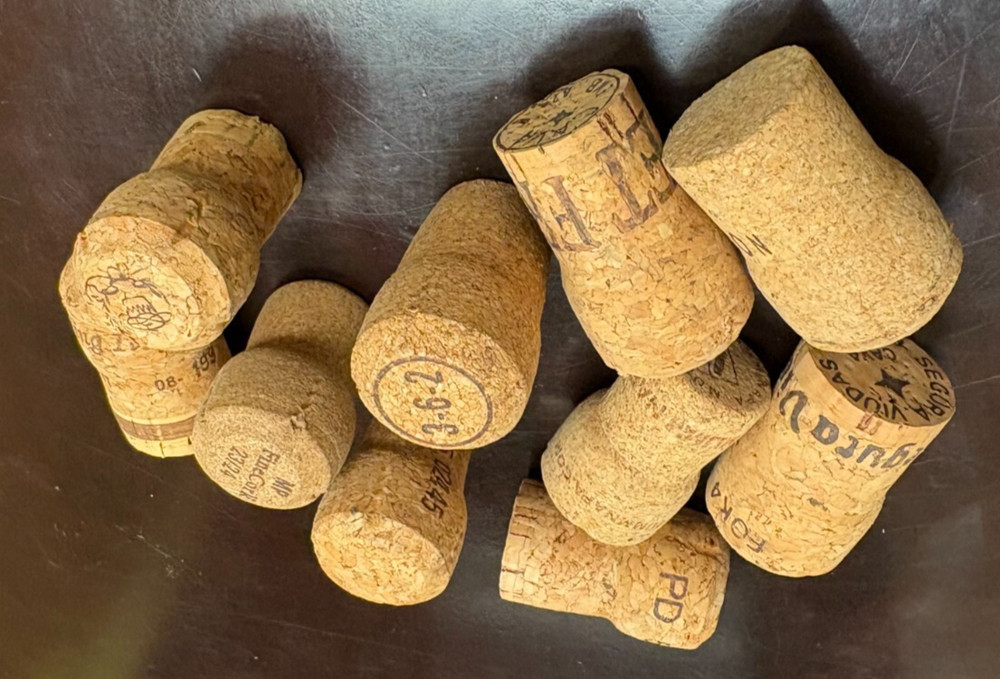 Used Champagne/Sparkling Wine Corks