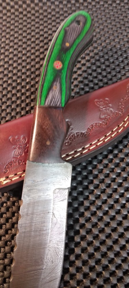 HAND MADE HUNTING KNIFE DAMASCUS