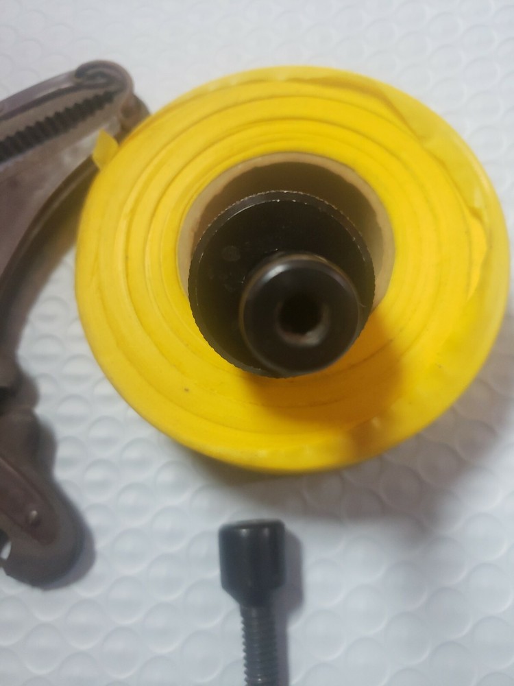 MISC ARCHERY BOW & ARROW TAPE KWIVER STABILIZER STUDS