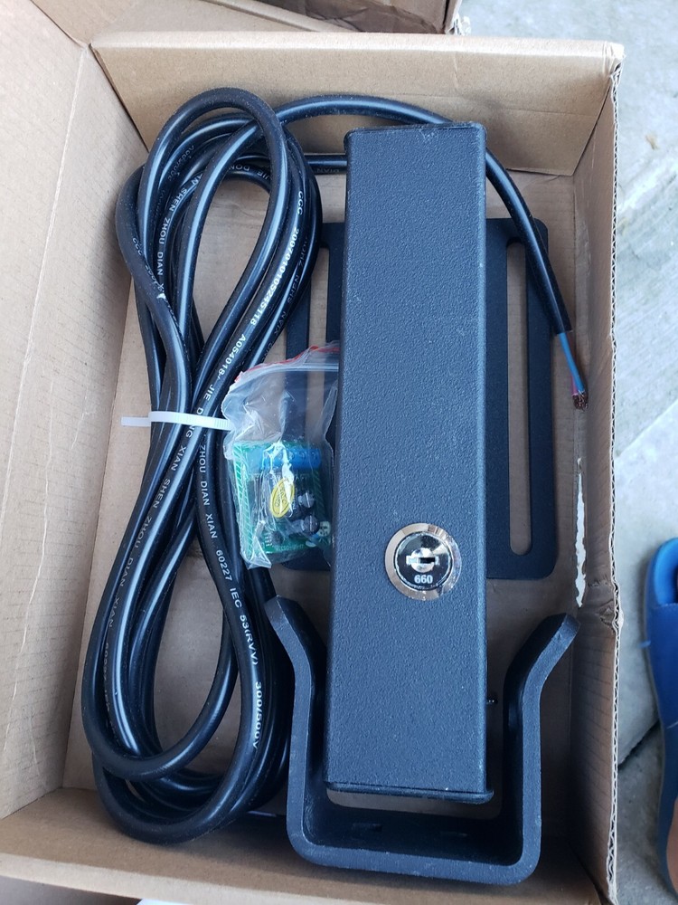 Automatic Gate Lock with Lock Control Broad 12VDC