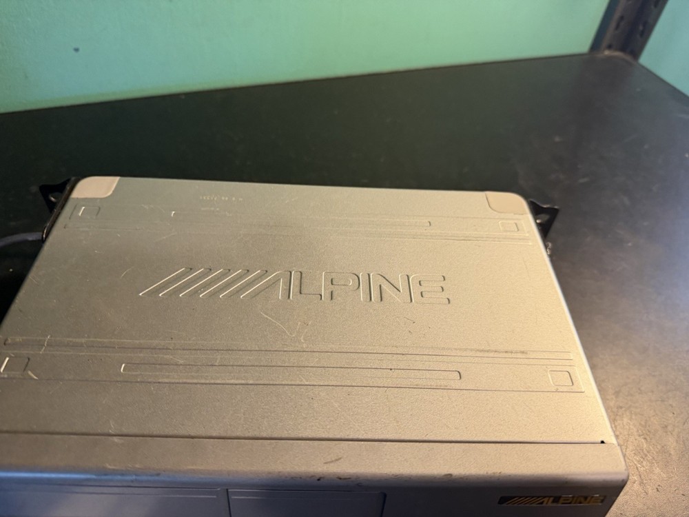 Alpine CHA-1214 AiNET 12 Disc Changer 👁