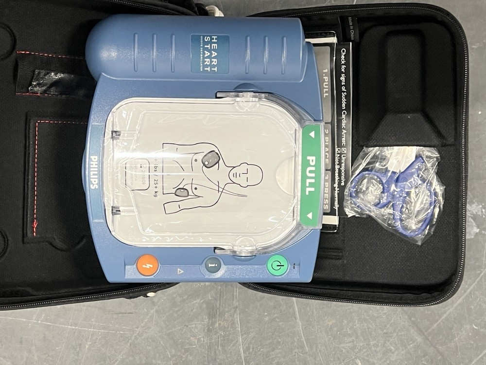 Philips HeartStart Onsite AED, Pads, Working, No Battery