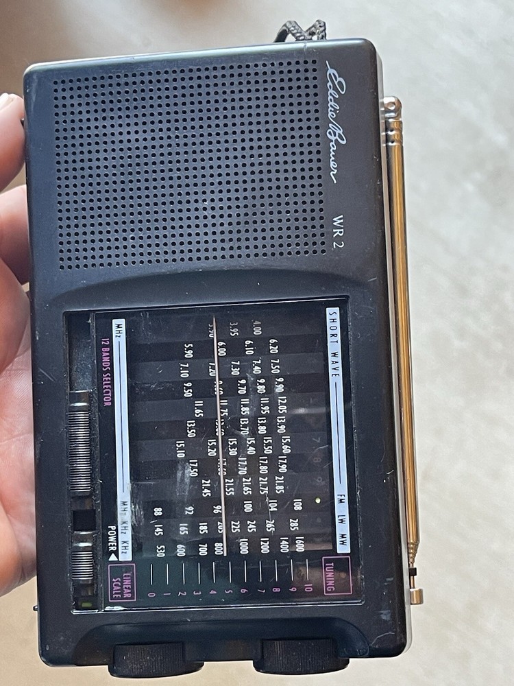 Eddie Bauer Shortwave Radio Model WR-2