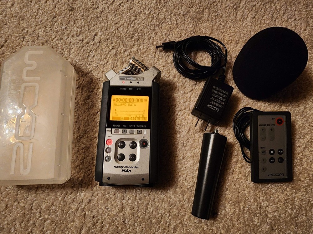 Zoom H4n Digital Recorder + remote