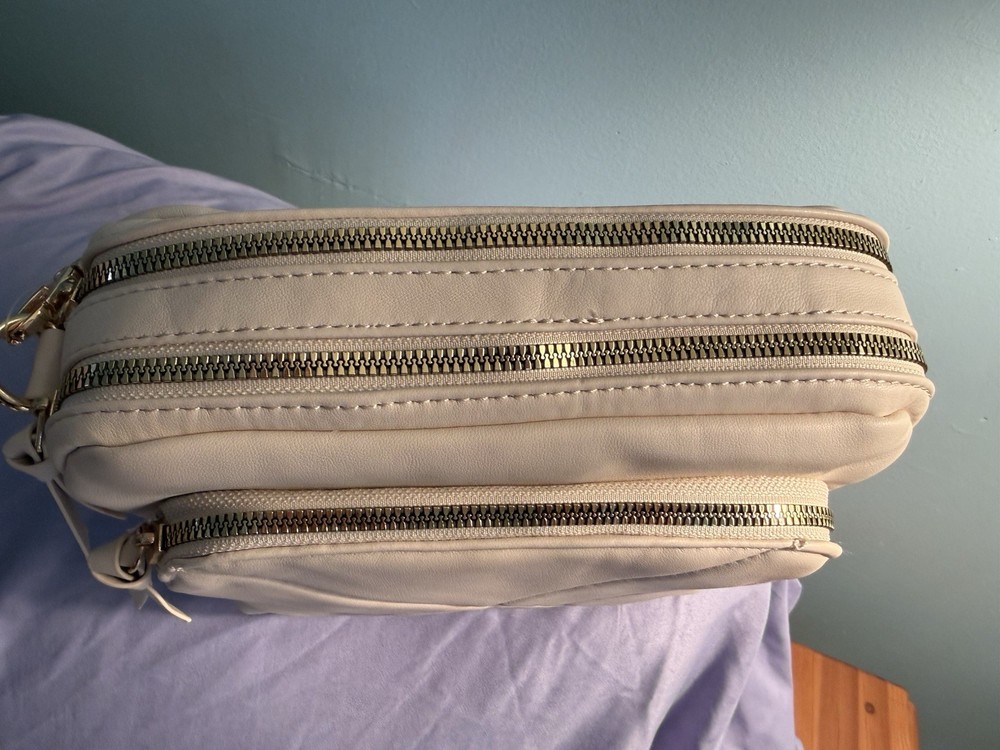 Primark Quilted Double Zip Camera Bag Ivory Gold Hardware NWT