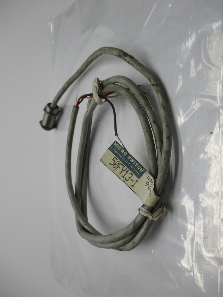 MICROSWITCH 50FY13-1 SENSOR SWITCH (AS PICTURED) NSNP