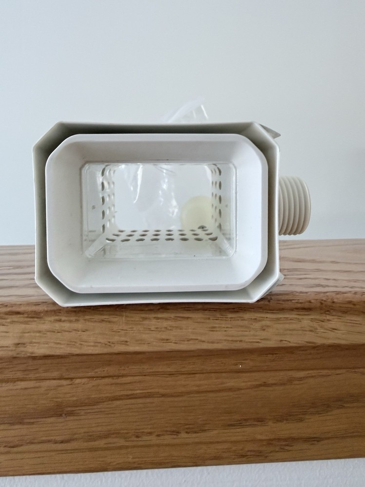 Amerimax 37042 Catch A Rain Gutter Water Diffuser