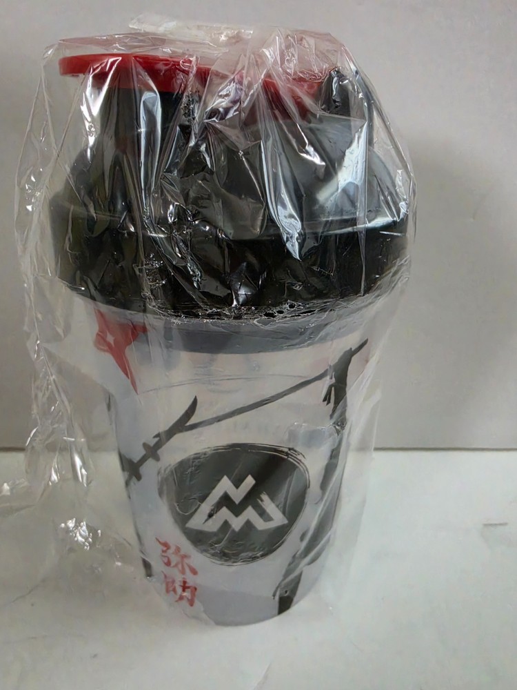 Madrinas Assassin's Creed Shadows Shaker Cup