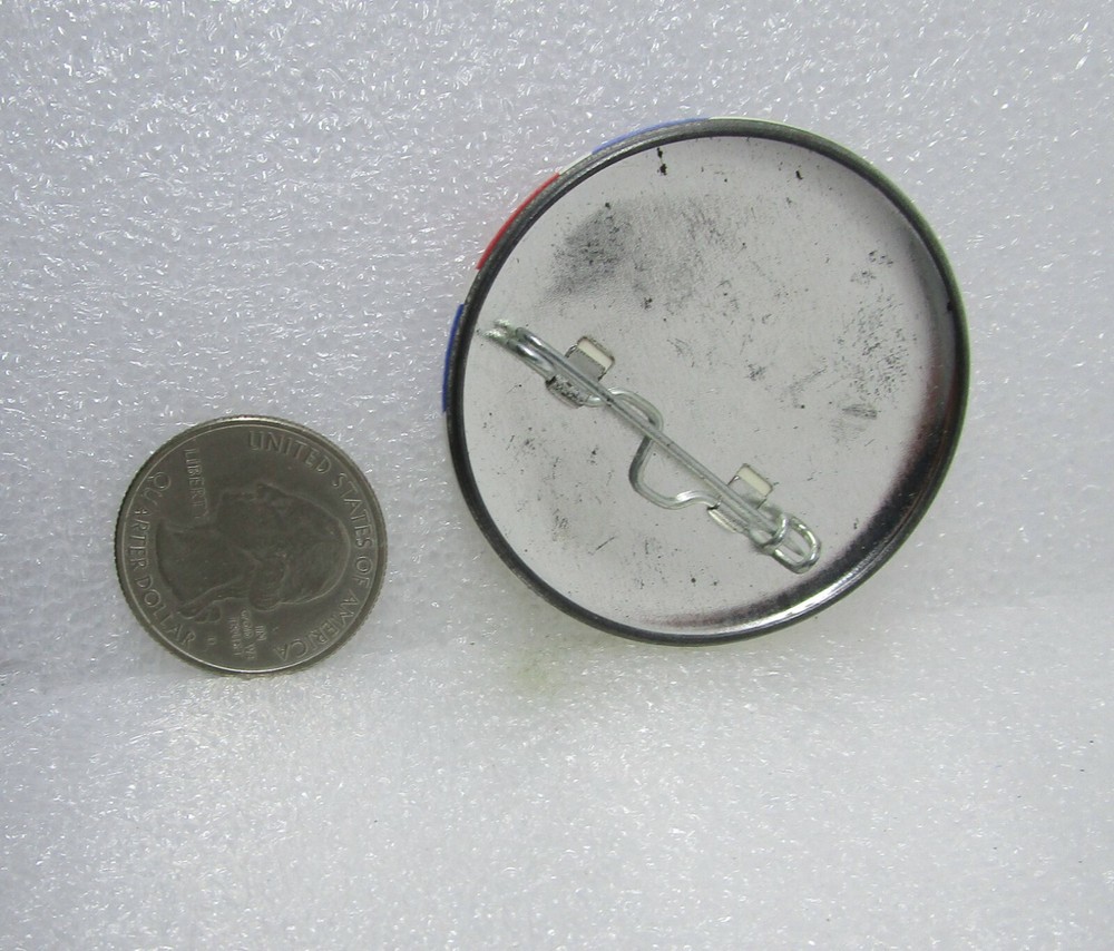 1989 Longview Go 4th Button Pin