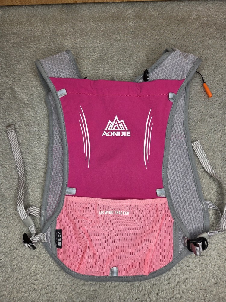 Hydration Running Vest Backpack Pack 5L Jogging Trail Race Marath...