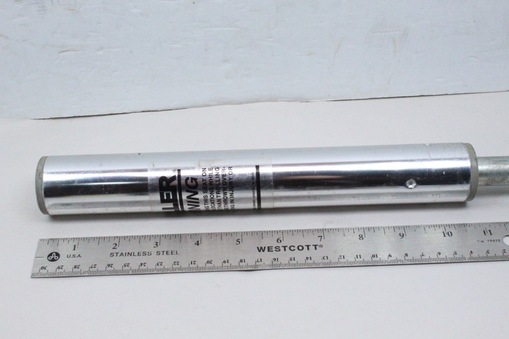 Moeller 11" Boat Seat Lock N Pin Fixed Post