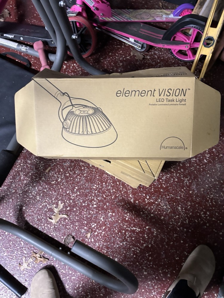 Humanscale Element Vision LED Task Light with Clamp Base