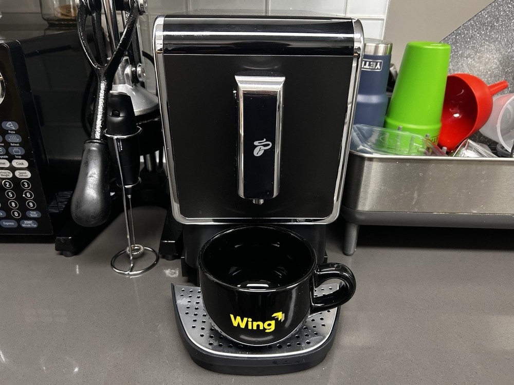 Tchibo ESPERTO Caffè 1.1 Fully Automatic Coffee Maker Bean to Brew