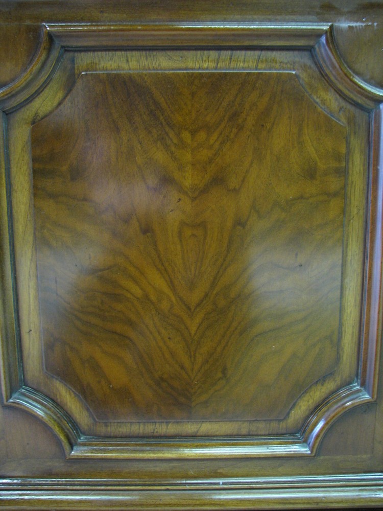 Karges Louis XVI Bar / Server With Dramatic Patterned Walnut Veneers & Flip Top
